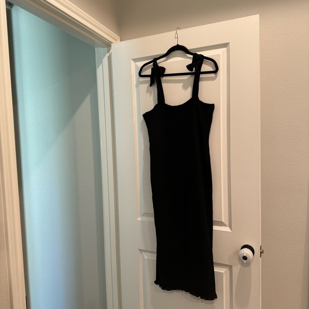 Bae The Label Australia It's A Vibe Shirred Midi Dress